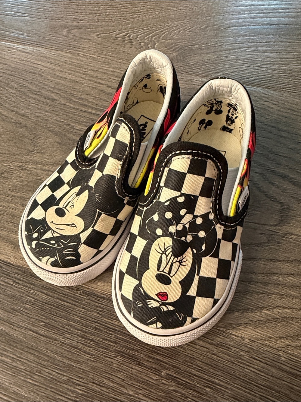 Vans Kids 5.5 Slip-On Mickey & Minnie Black White Check